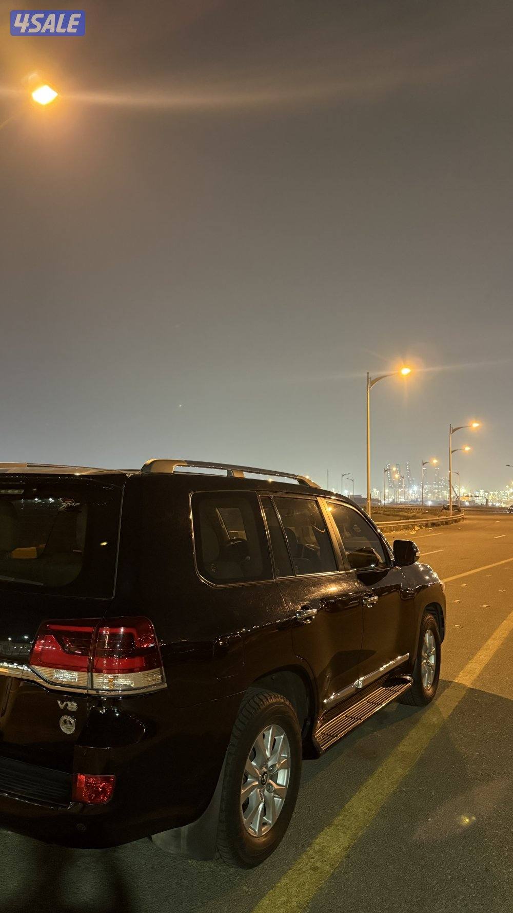 للبيع لاند كروزر V8 GXRصبغ الوكاله شرط الفحص10