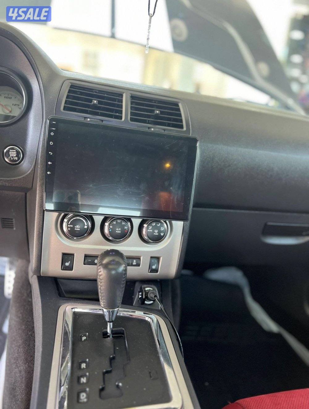 Dodge challenger SRT5