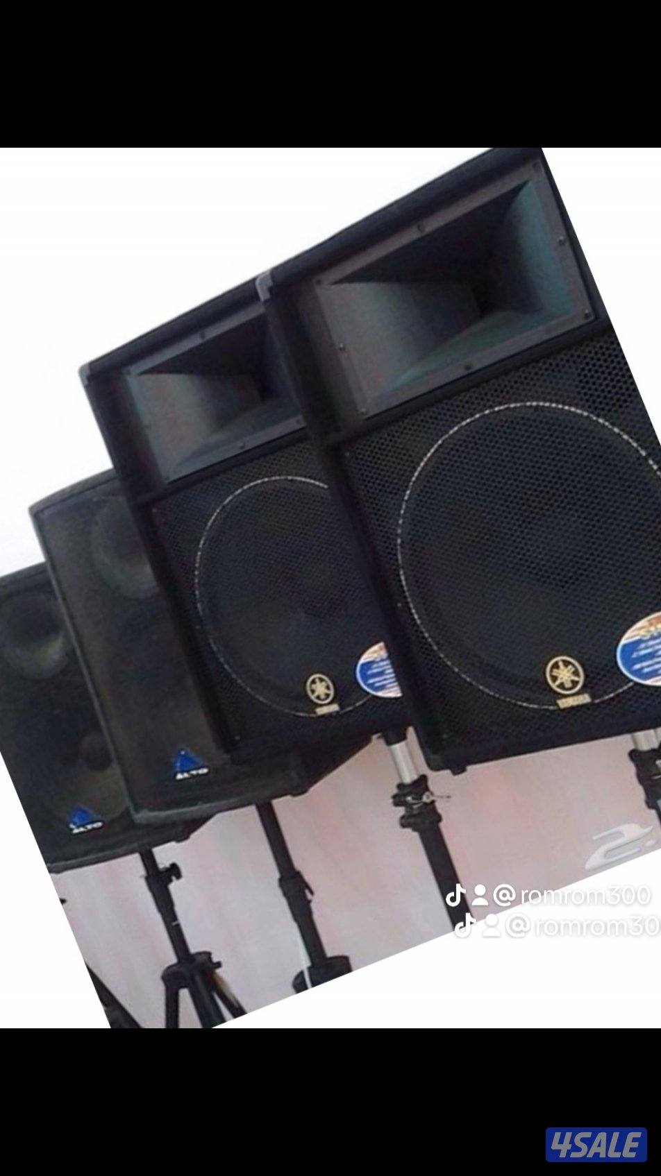 تاجر سماعات دي جي ومايكرفونان3