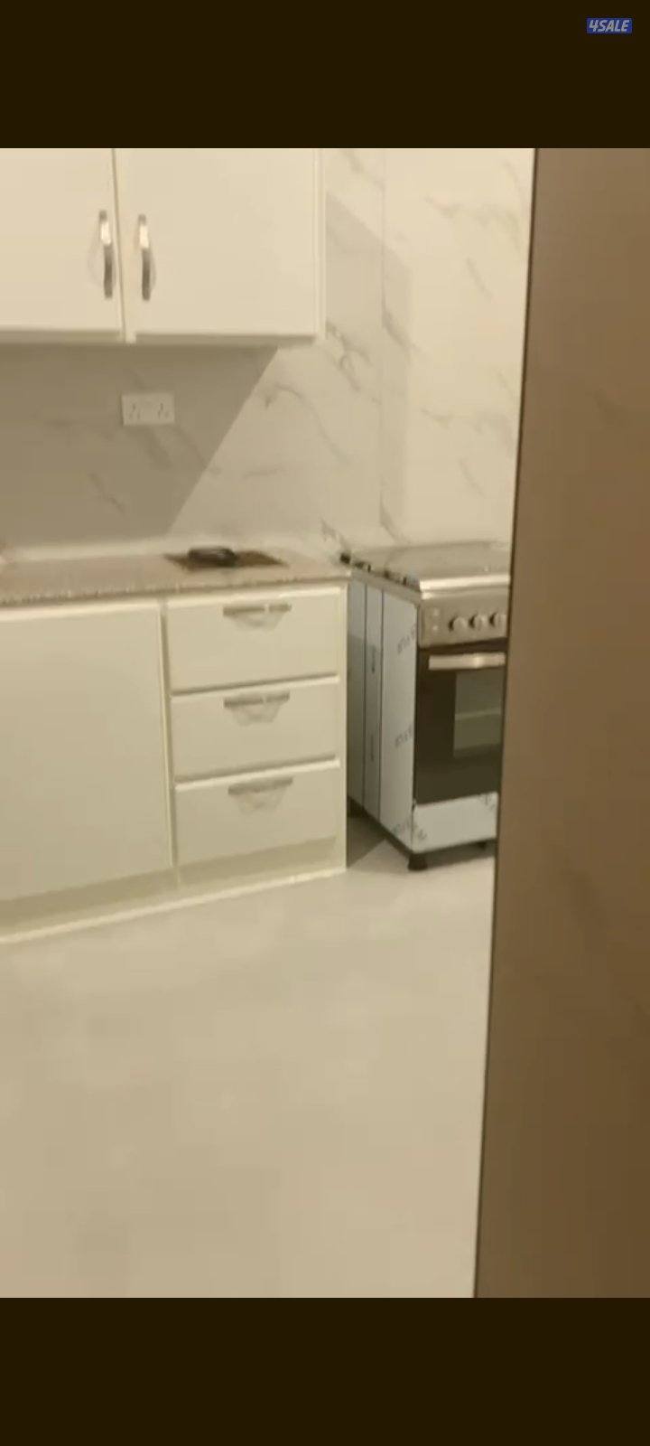 للايجار شقه غرب عبدالله مبارك ق٧7