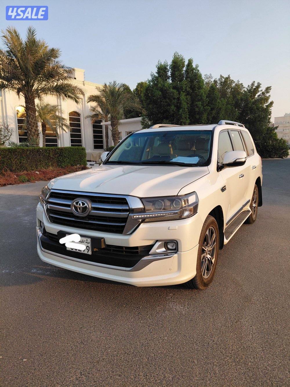 للبيع لاندكروزر GxR موديل 20206