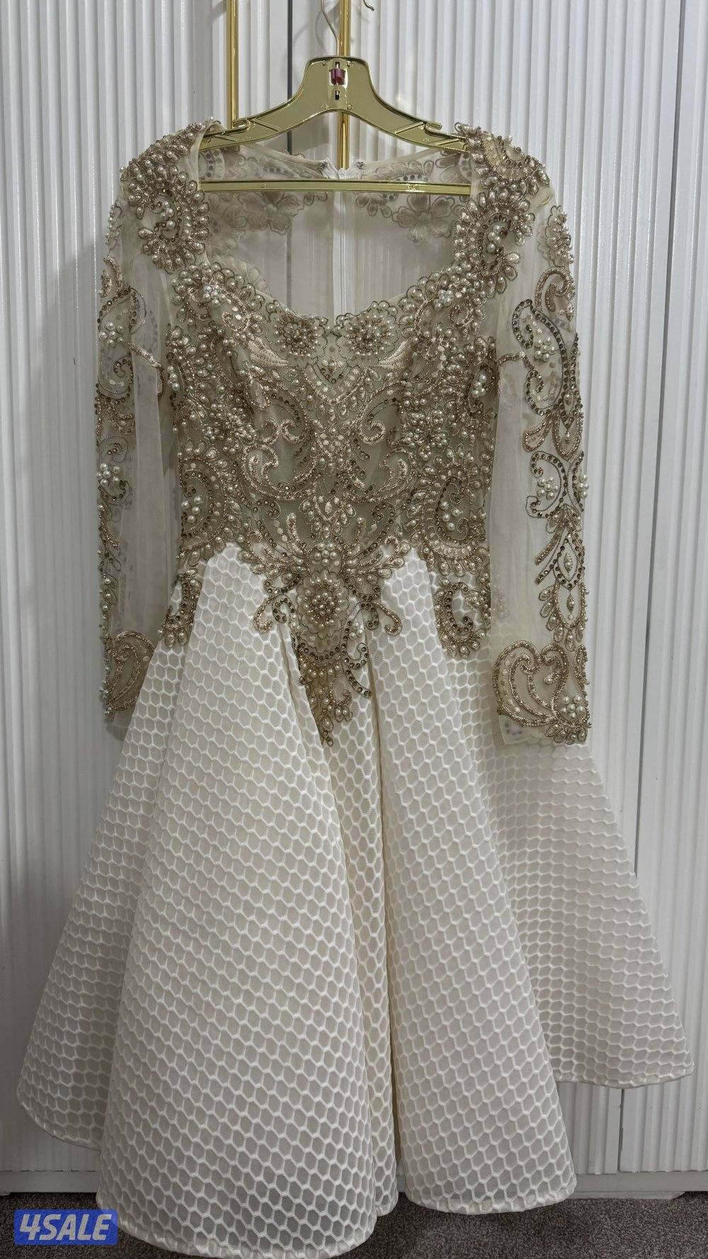 للبيع فستان سهرة فاخر حاله ممتازه جدا2