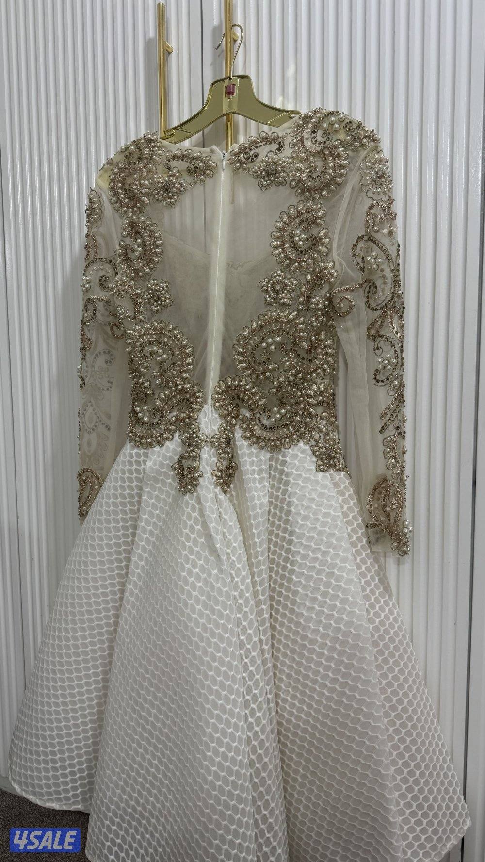 للبيع فستان سهرة فاخر حاله ممتازه جدا3