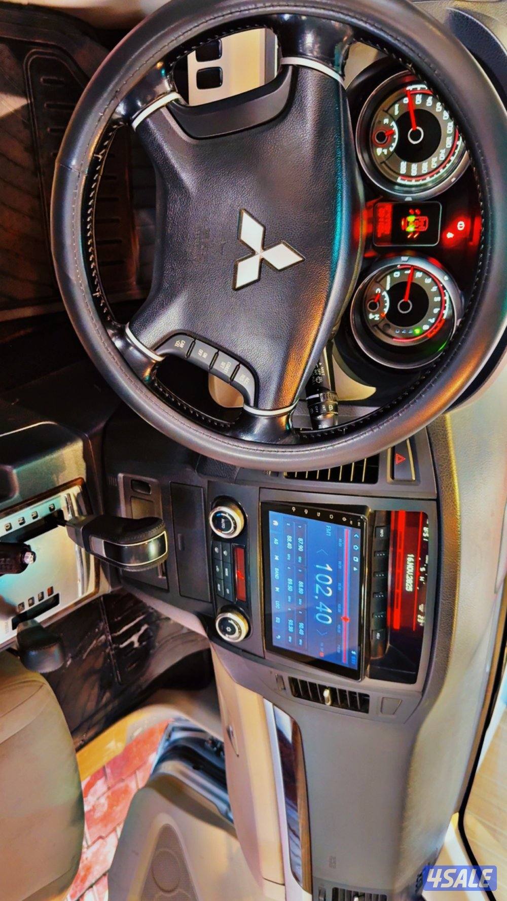 للبيع باجيرو 2014 المكينه الكبيرة7