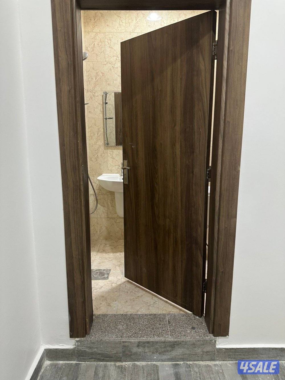 للإيجار شقة - صباح الاحمد قطاع E36