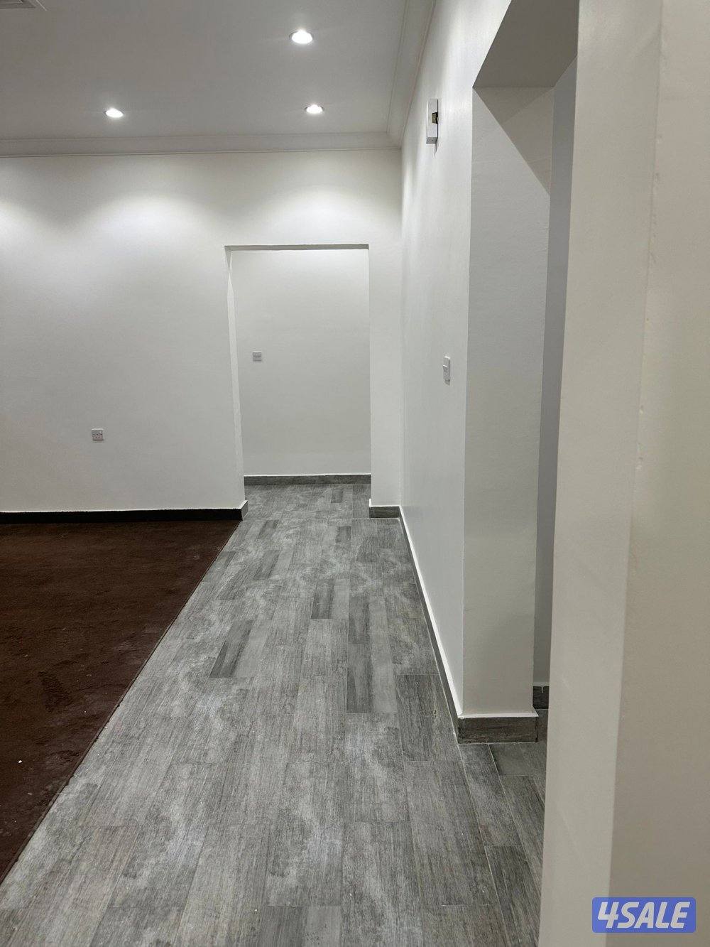 للإيجار شقة - صباح الاحمد قطاع E312