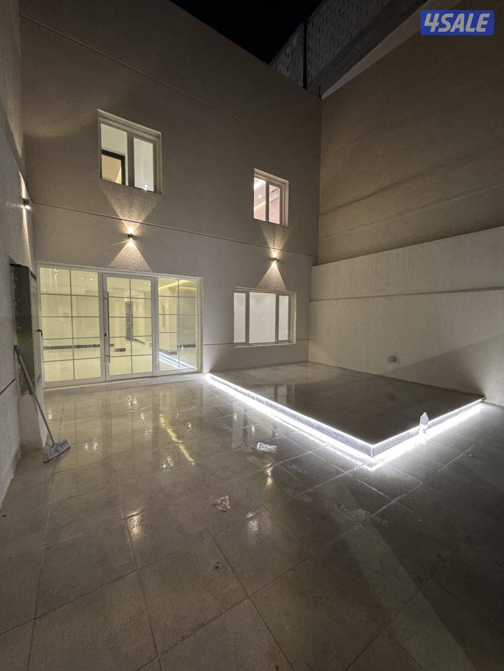 للايجار بيت في المنقف ق3 مجدد بالكامل0