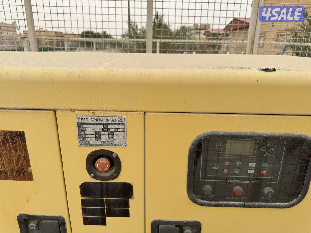 للبيع مولد كهرباء كاتم صوت ديزل2