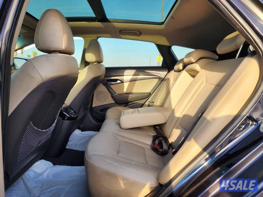 هيونداي i40 عداد 135 ألف جلد بانوراما 4 تواير جدد شرط الفحص بالكامل4