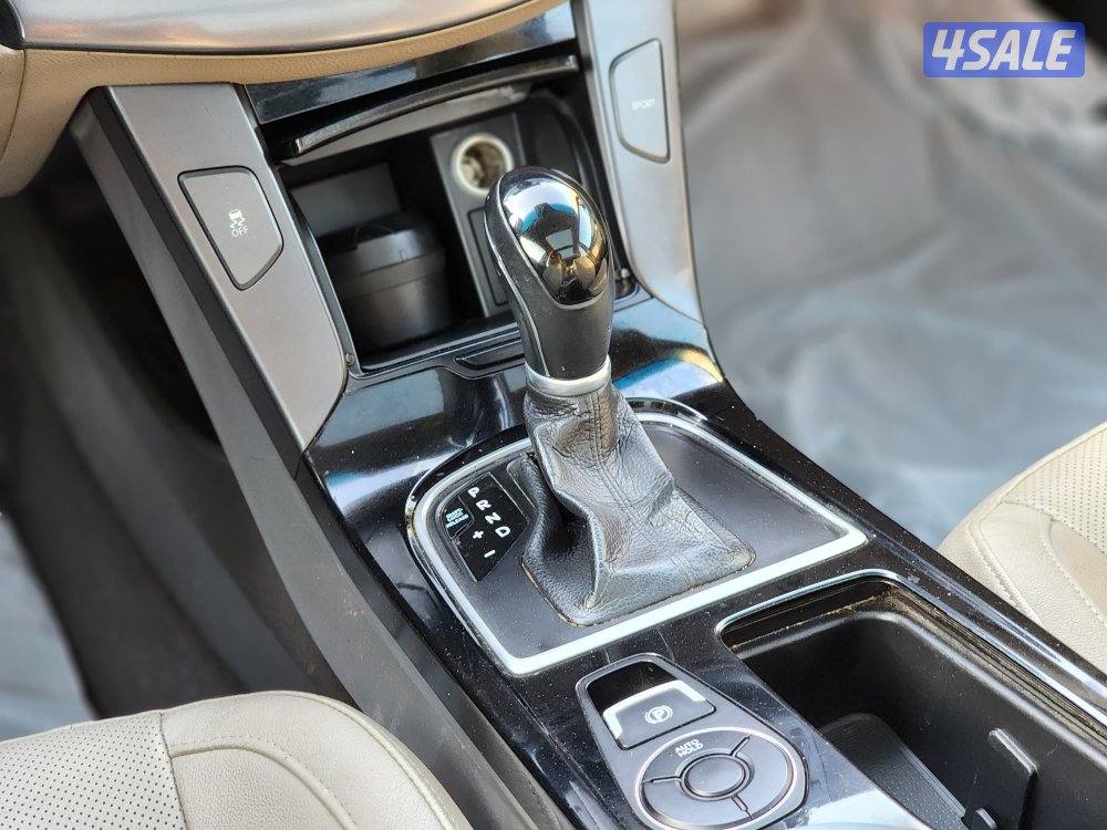 هيونداي i40 عداد 135 ألف جلد بانوراما 4 تواير جدد شرط الفحص بالكامل9