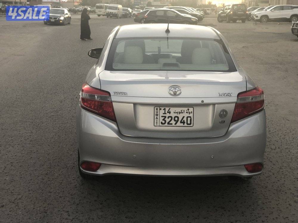 تويوتا يارس بحاله جيده1