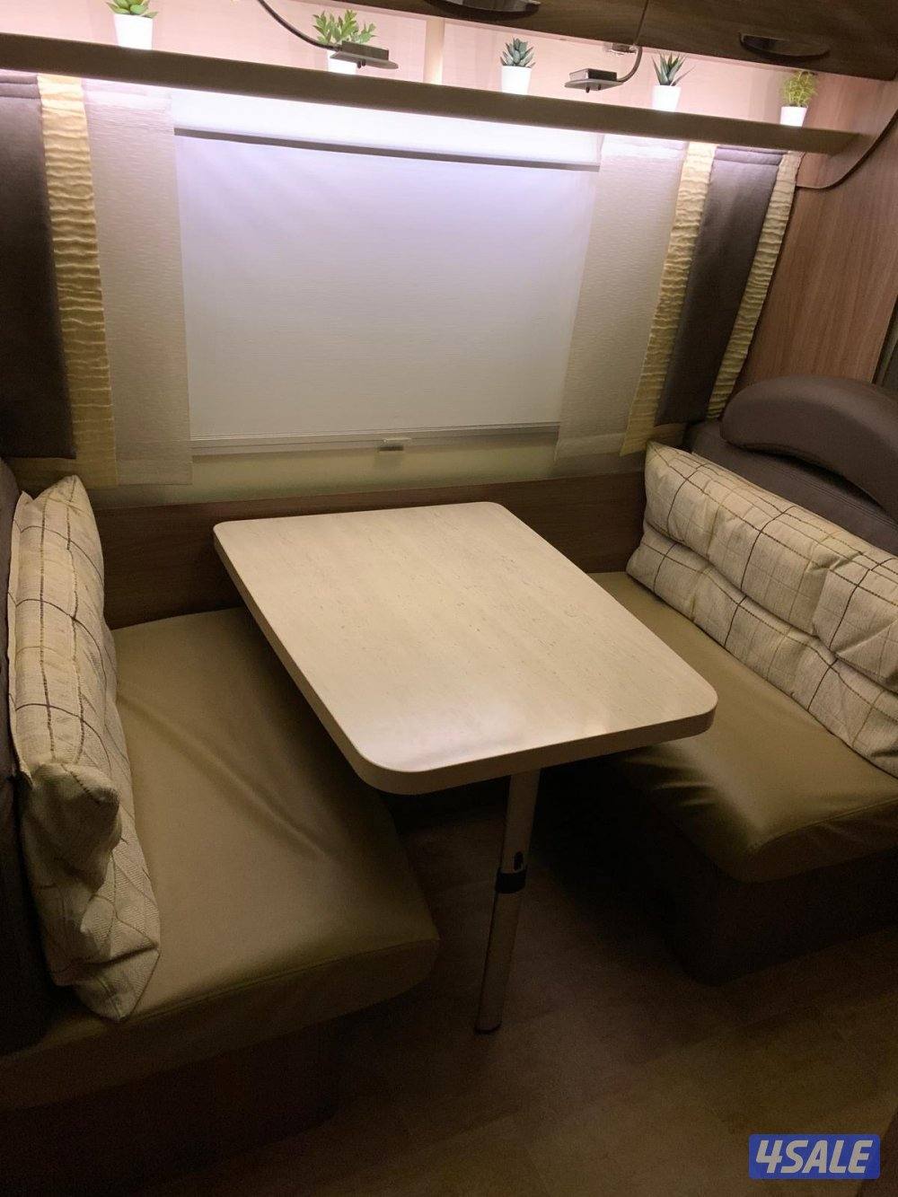 كرفان ‏Burstner4