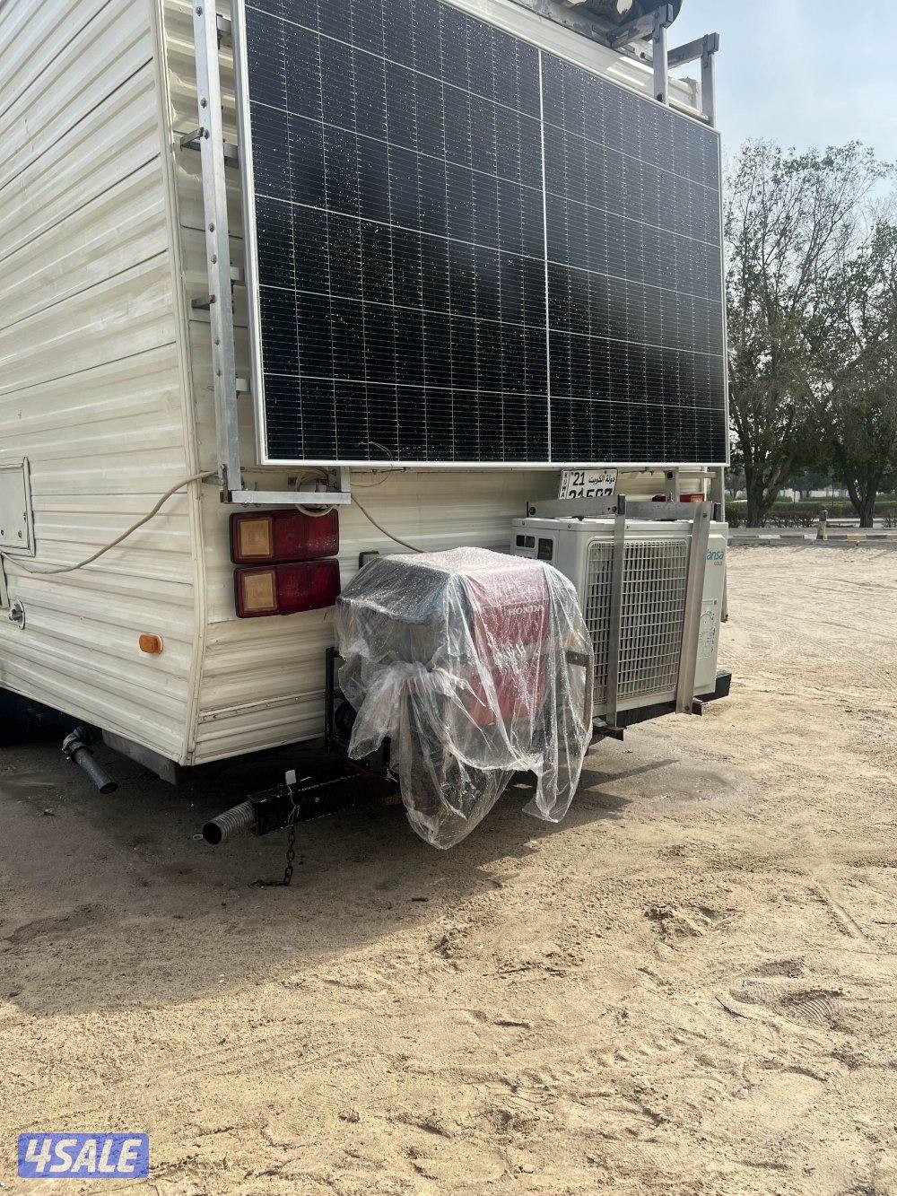 للبيع سيارة كرفان شفر ١٩٩٠0