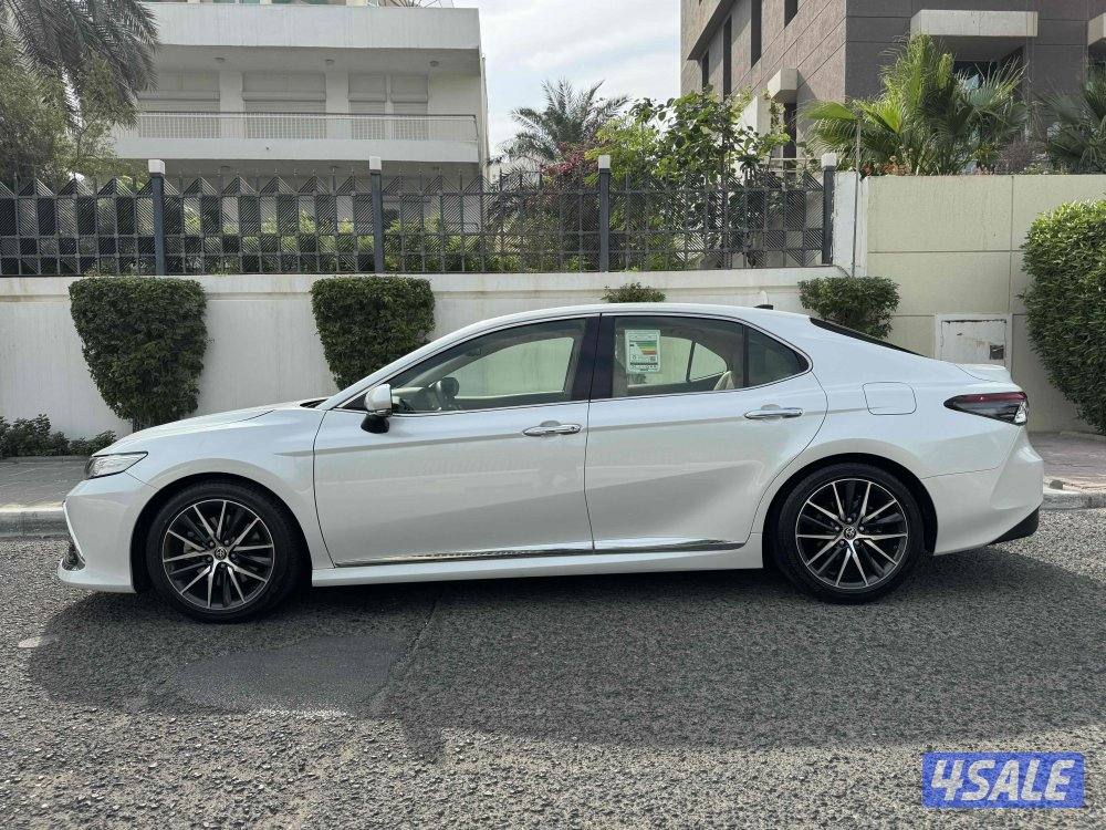 تويوتا كامري V6 ليمتد  2022 عداد 11 الدرجة الأولى الساير صبغ وكالة6