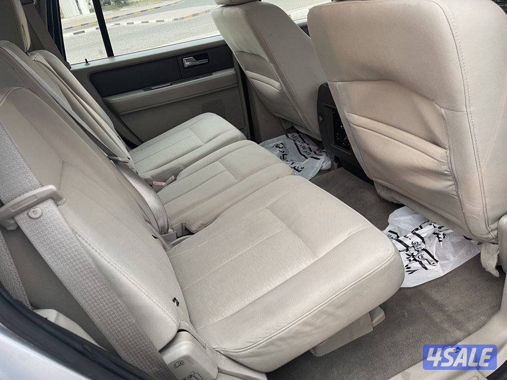 فورد اكسبدشن  2013 لون سلفر  صبغ الوكاله بحاله ممتازه6