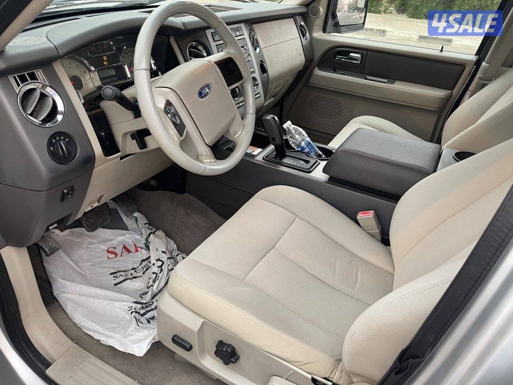 فورد اكسبدشن  2013 لون سلفر  صبغ الوكاله بحاله ممتازه8