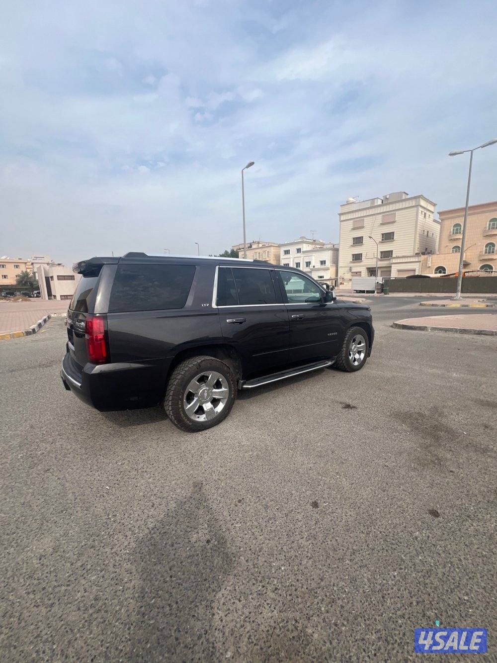 بيعه سريعه تاهو٢٠١٥اعلا درجه فحص ماشي ٣٠٠ فقط الي بيشتري يتصل1