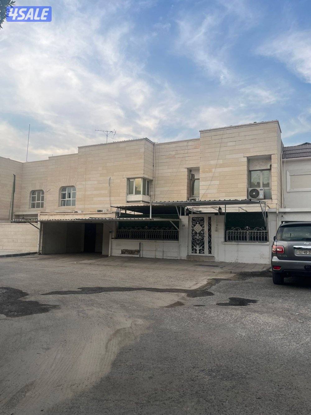 للبيع بيت في خيطان0