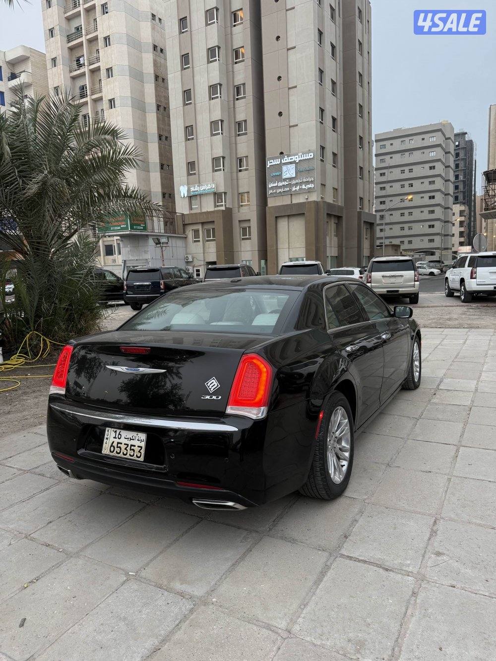 للبيع كرايزلر 2019 وارد الوكاله2