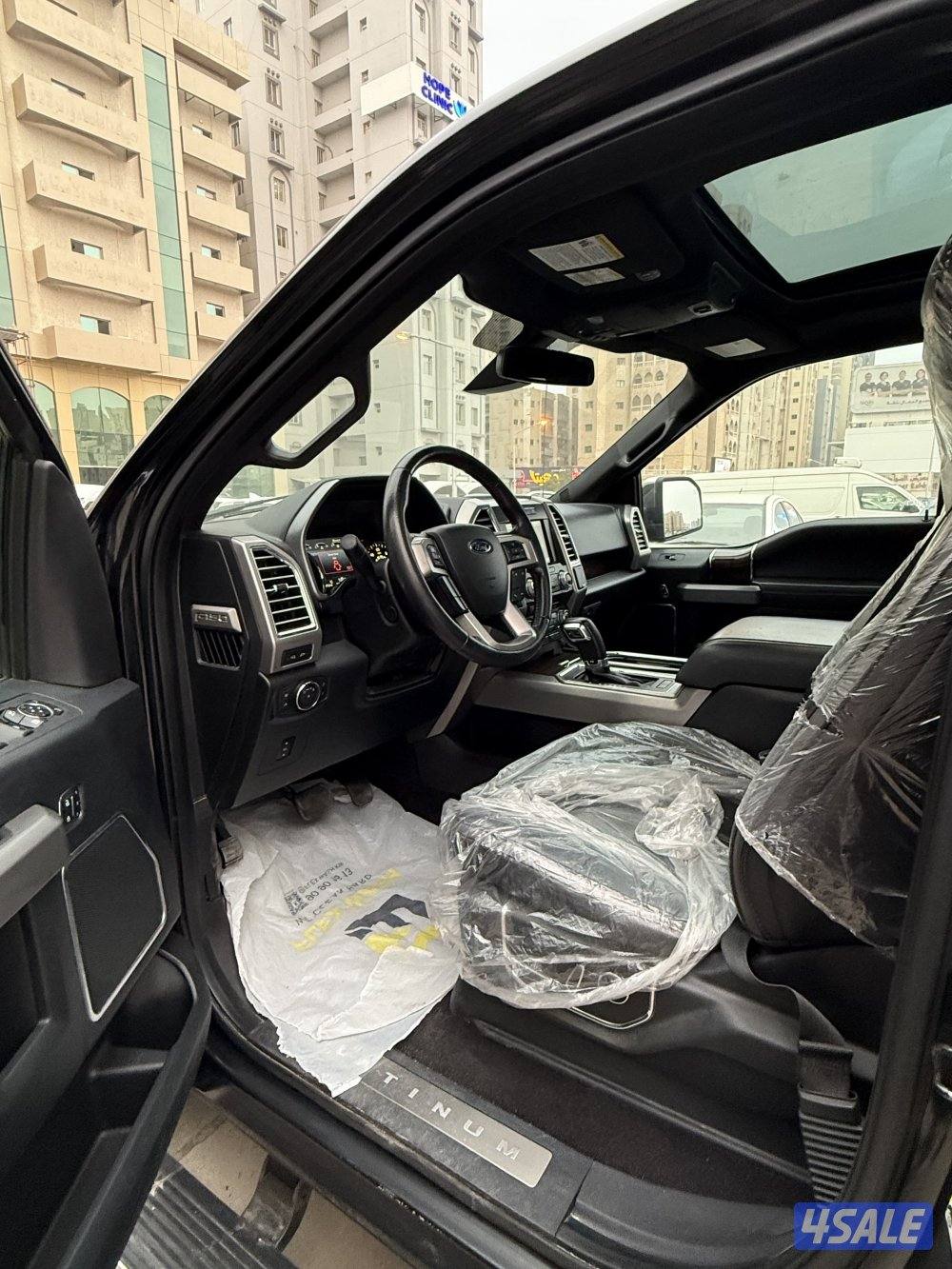 للبيع وانيت فورد بلاتنيوم 20156