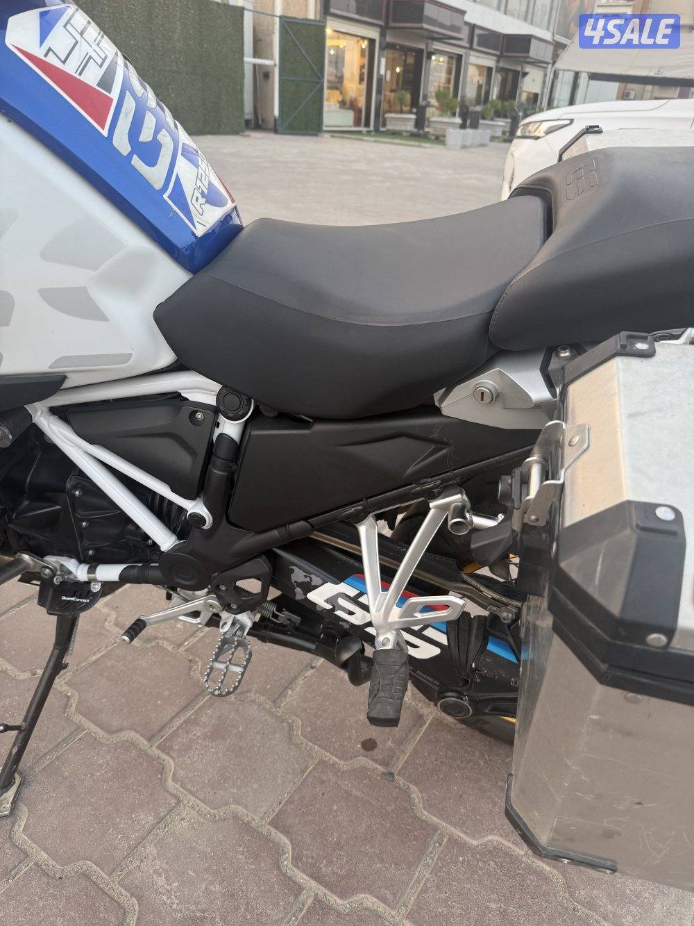 bmw gs 1250 التانكي الكبير2