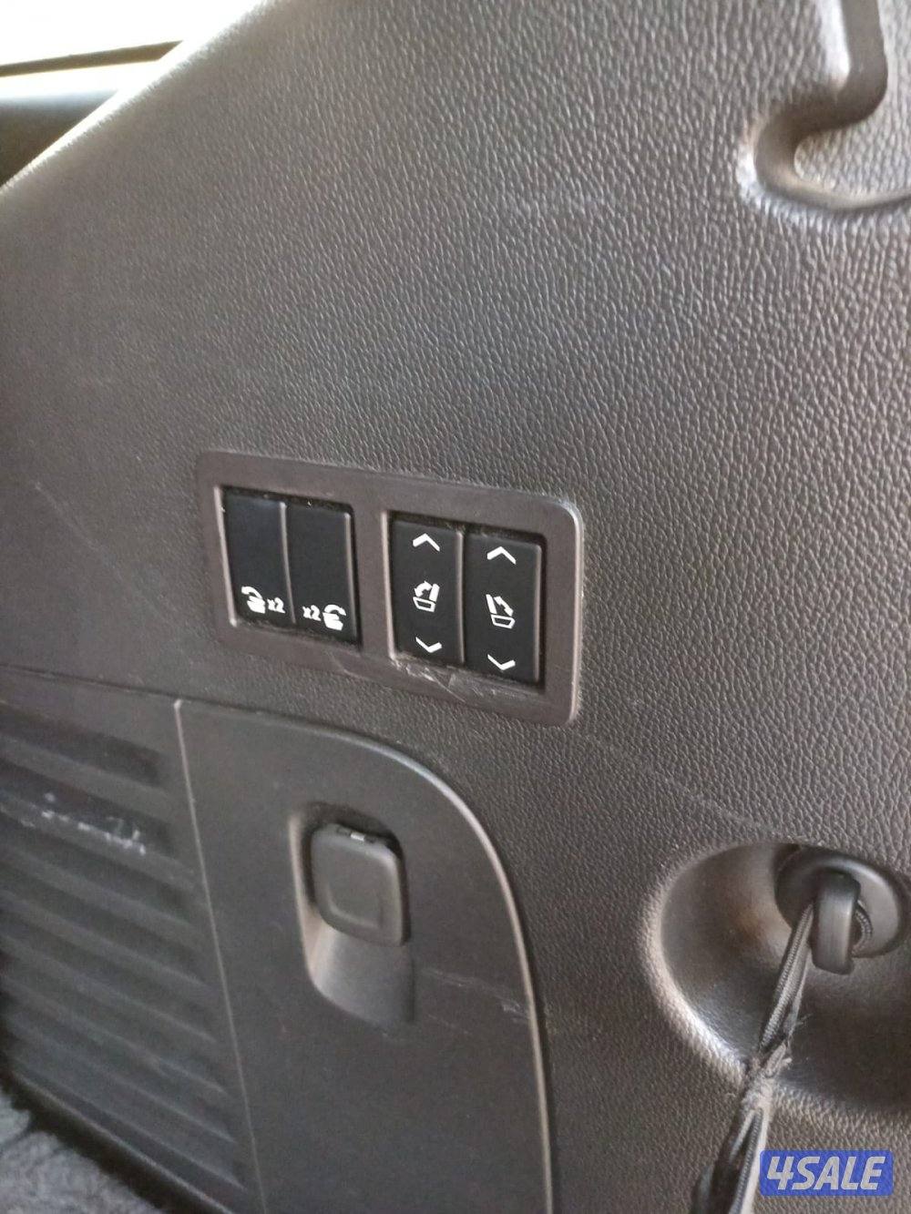 للبيع يوكنSLT /201710