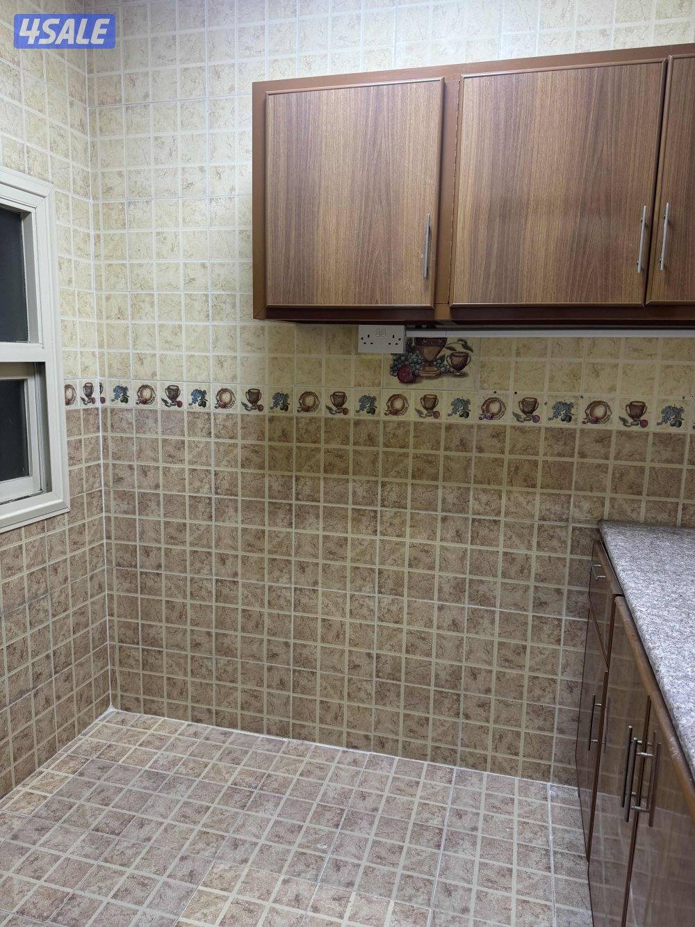 للإيجار شقة في الرقة2