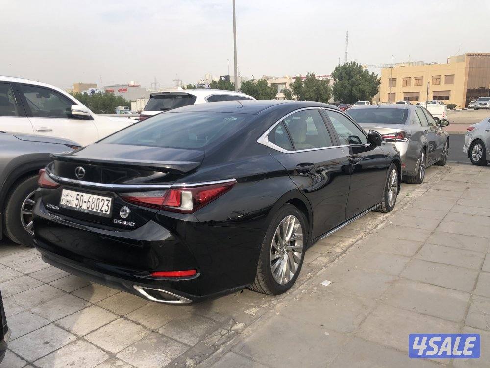 لكزس ES3501