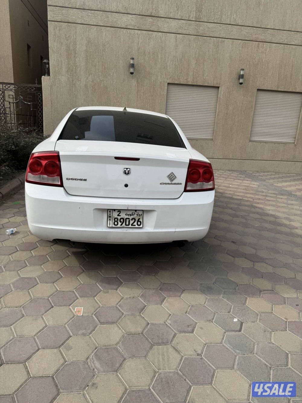 دودج تشارجر ٢٠١٠0