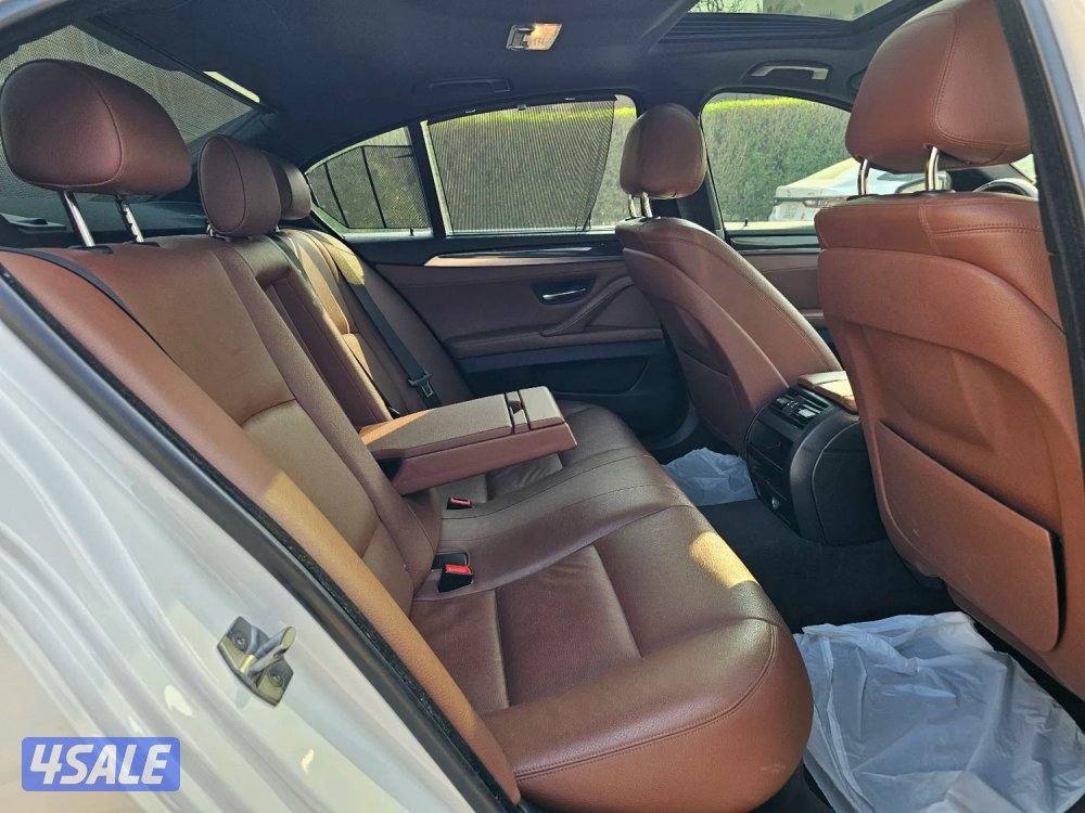 للبيع بي ام دبليو 528i موديل 201511