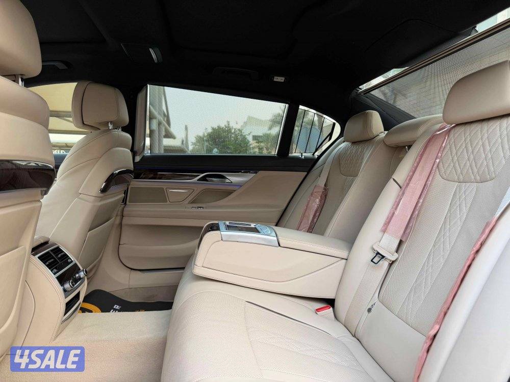 للبيع BMW 740LI موديل 2020 وارد الغانم13