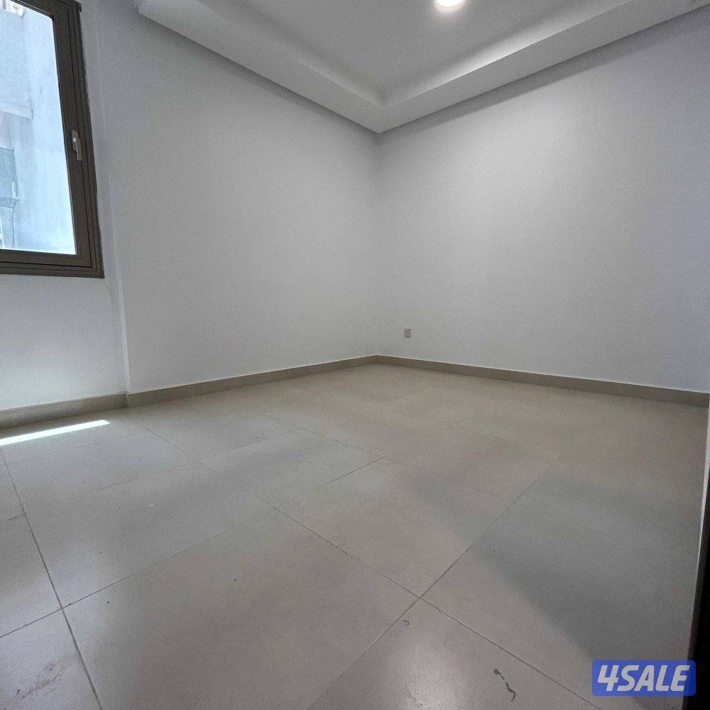 شقة سكنية في السالمية إطلالة بحرية .2