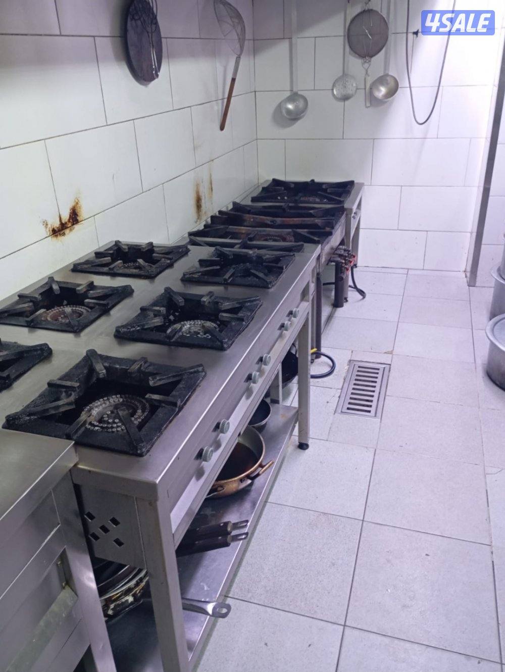 للبيع مطعم للمأكولات الكويتية و مشويات في ميدان حولي1