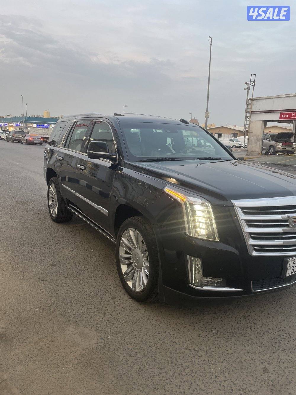 كاديلاك اسكاليد بلاتينيوم0