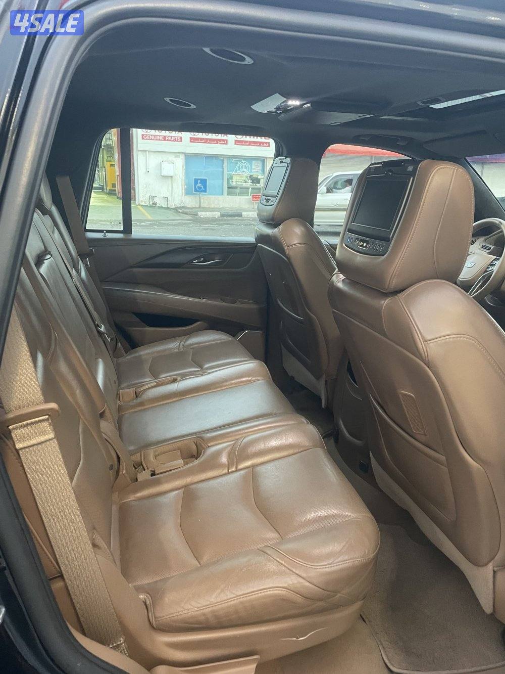 كاديلاك اسكاليد بلاتينيوم5