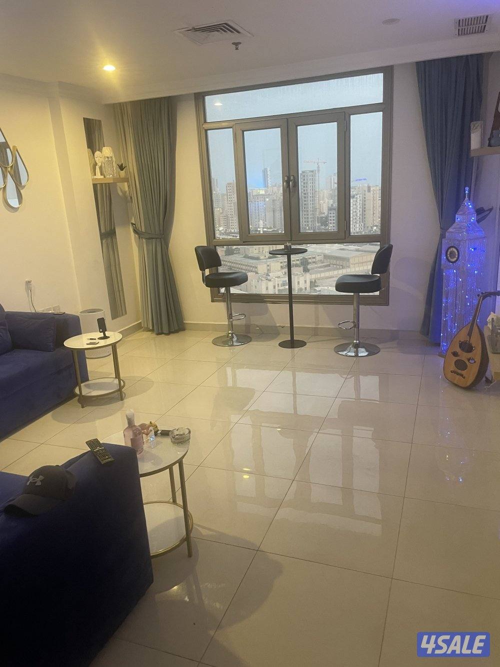 غرفه صاله حمام. مساحه كبيره. خلو (700)2