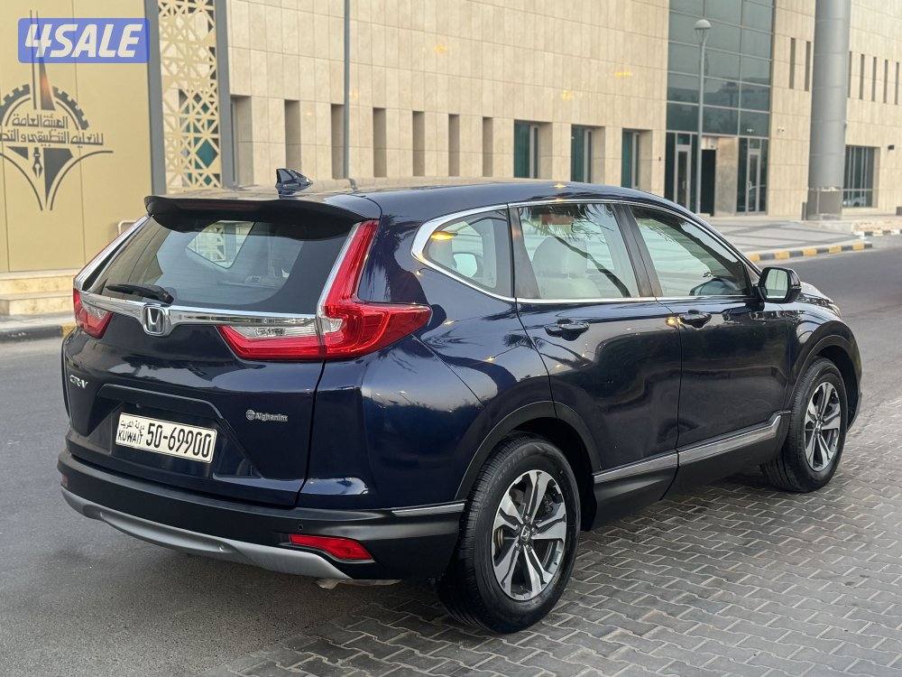 هوندا CRV موديل 2018 بحاله الوكاله شرط الفحص3