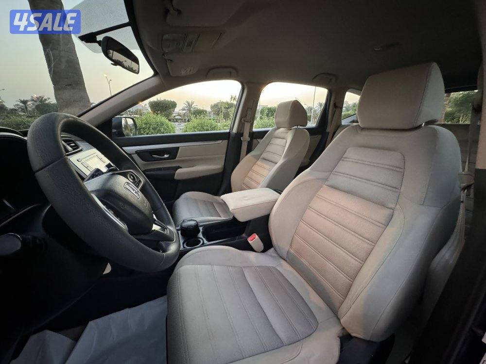 هوندا CRV موديل 2018 بحاله الوكاله شرط الفحص12