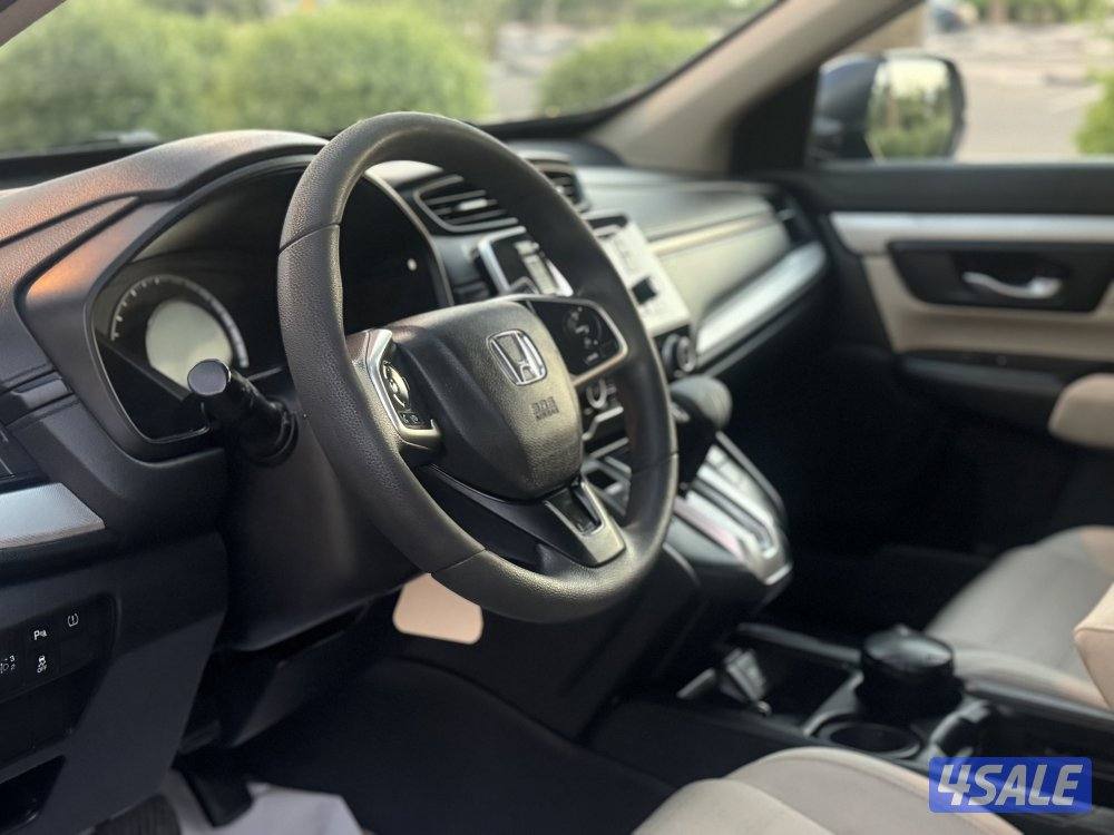 هوندا CRV موديل 2018 بحاله الوكاله شرط الفحص14