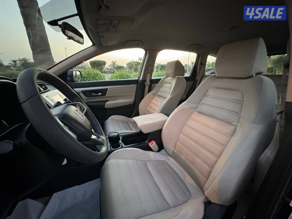 هوندا CRV موديل 2018 بحاله الوكاله شرط الفحص15