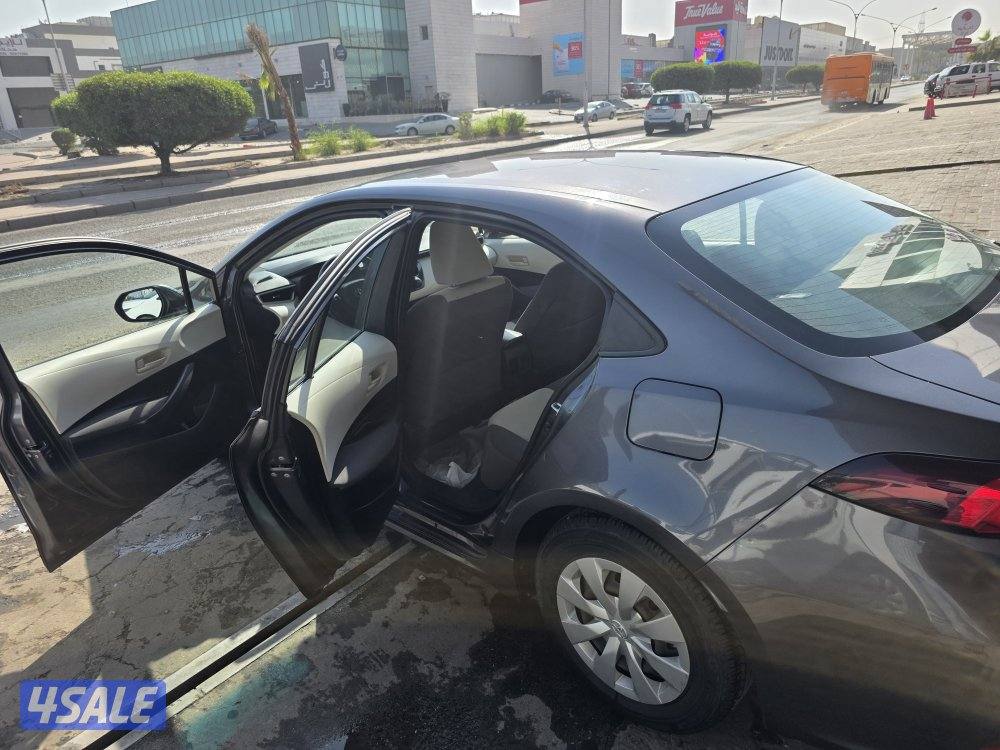 كورولا موديل ٢٠٢١ ممشي ١٣٩ شرط الفحص قير مكينه شاصي(بودي اصباغ متفرقة)3