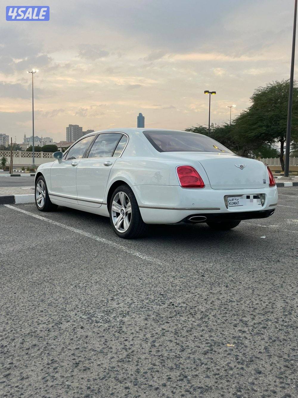 للبيع بنتلي6