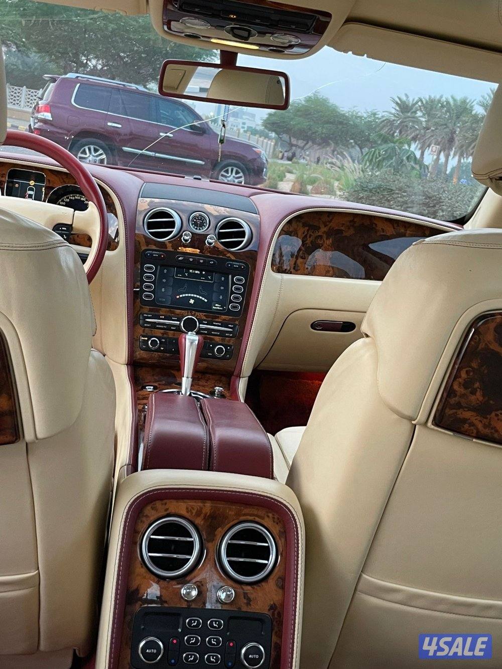 للبيع بنتلي7