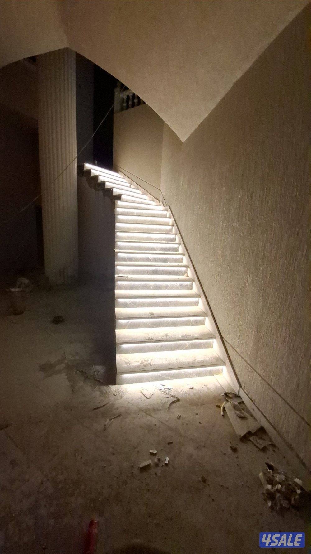 كهربائي تاسيس وتشطيب جميع اعمال الكهرباء. تركيب برفيل13