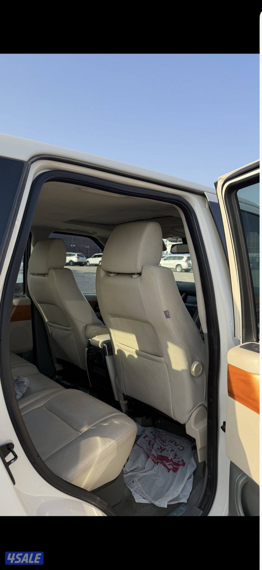 رنج 2009 ابيض + فحص3