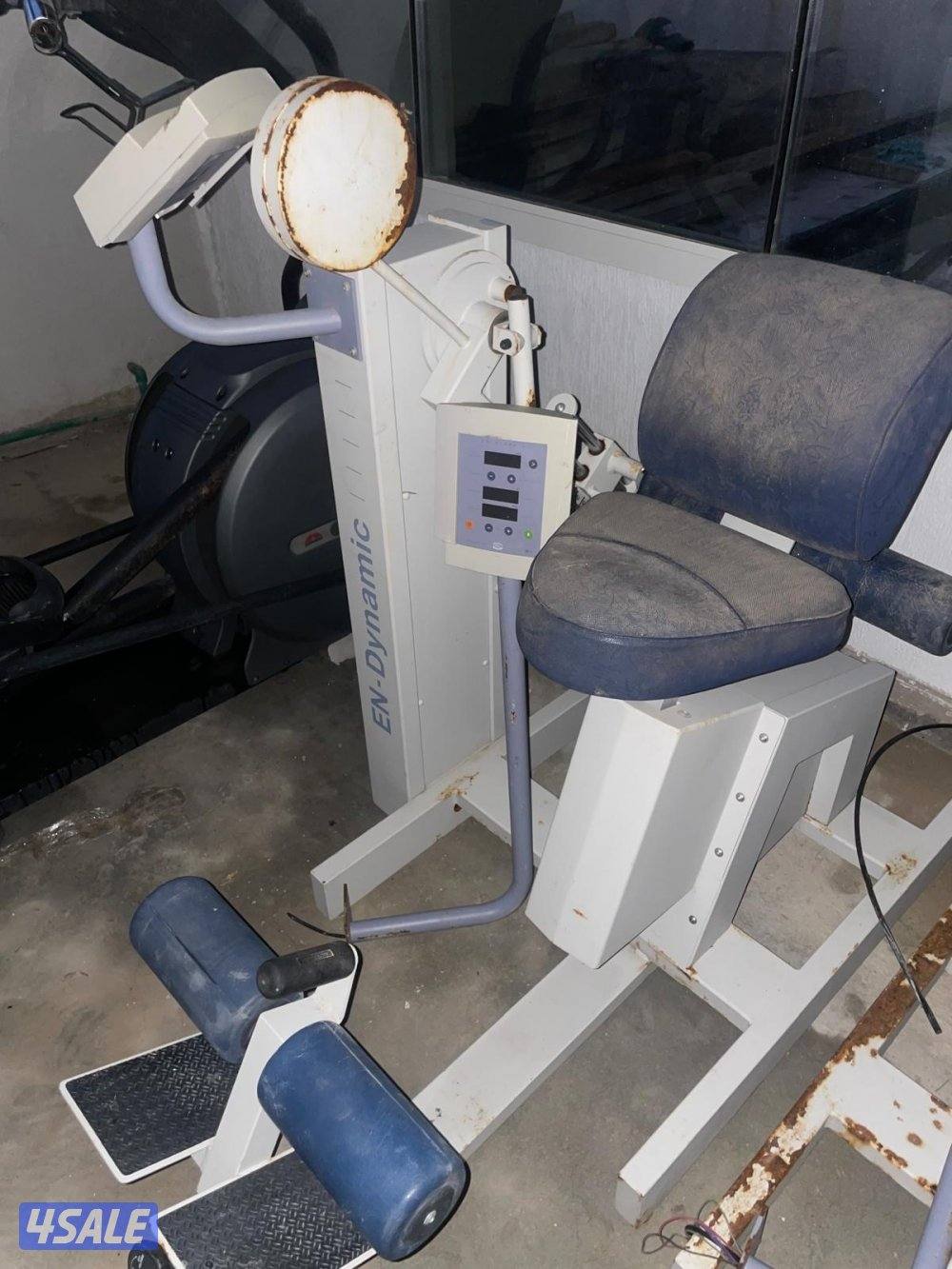 أجهزه نادي المانيه بدون أوزان (تستعمل الهوا)4