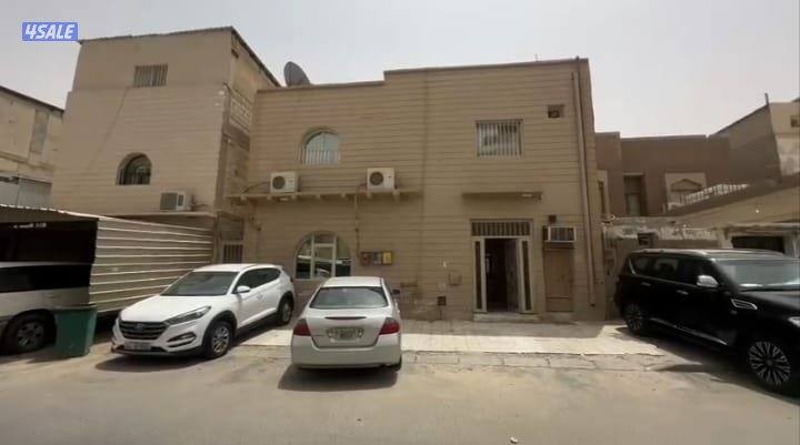 للبيع بيت في الواحه بسعر طيب0