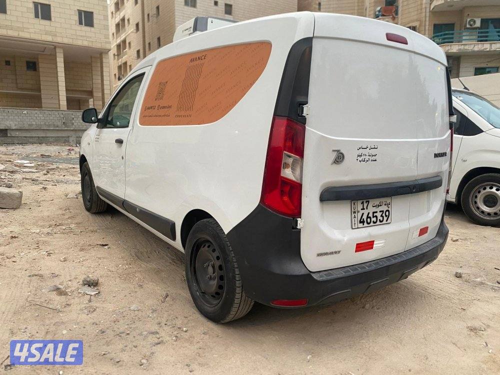 للبيع رينو دوكر ثلاجة موديل 20201