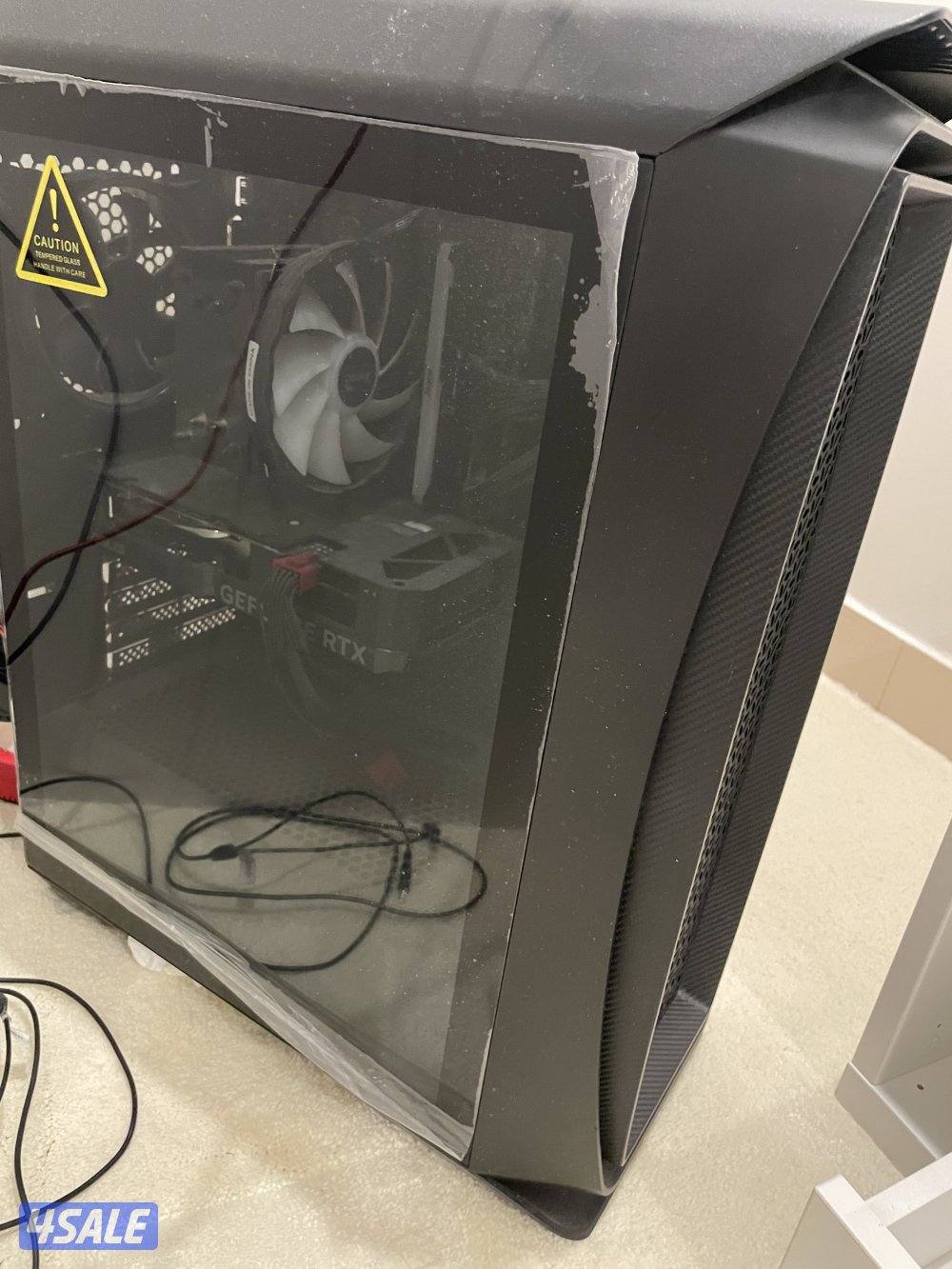 للبيع سيت اب كامل بي سي قيمنق استعمال خفيف مع كيبورد وماوس ومايك1