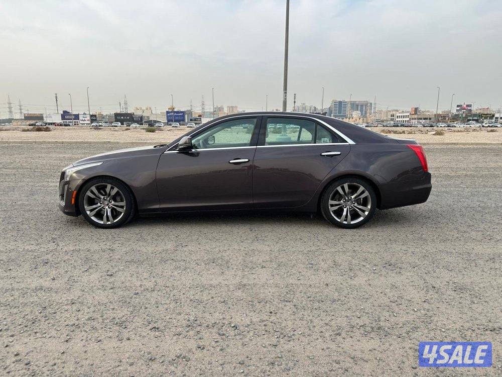 كاديلاك CTS موديل ٢٠١٤ ماشي ٨٣ ألف7